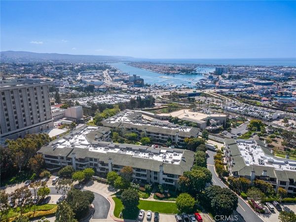 280 Cagney Lane, Unit 301, Newport Beach, CA 92663