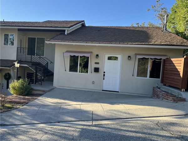 1879 Verdugo Loma Drive, Unit A, Glendale, CA 91208