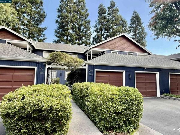 202 Kelley Ln, Danville, CA 94526