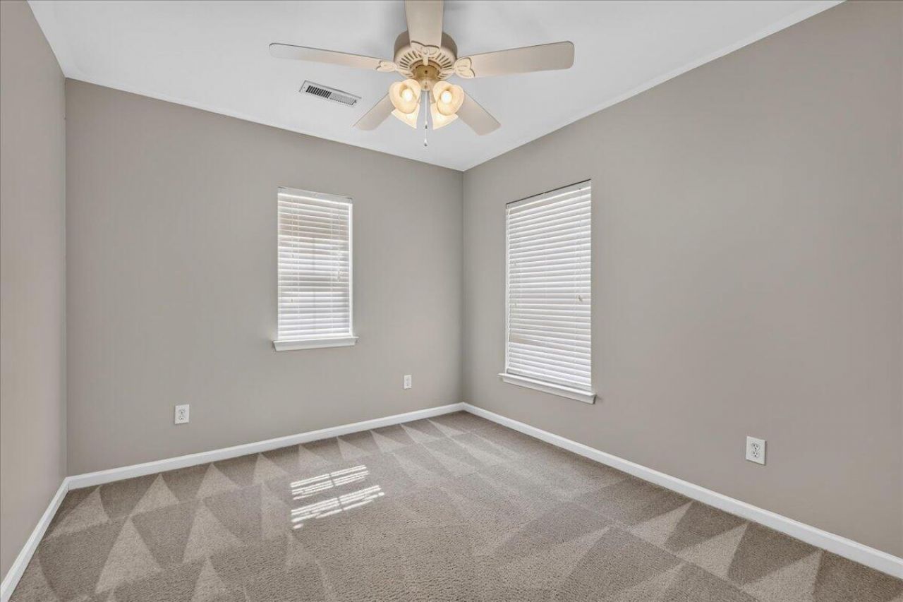8831 Kellum Drive Photo 22