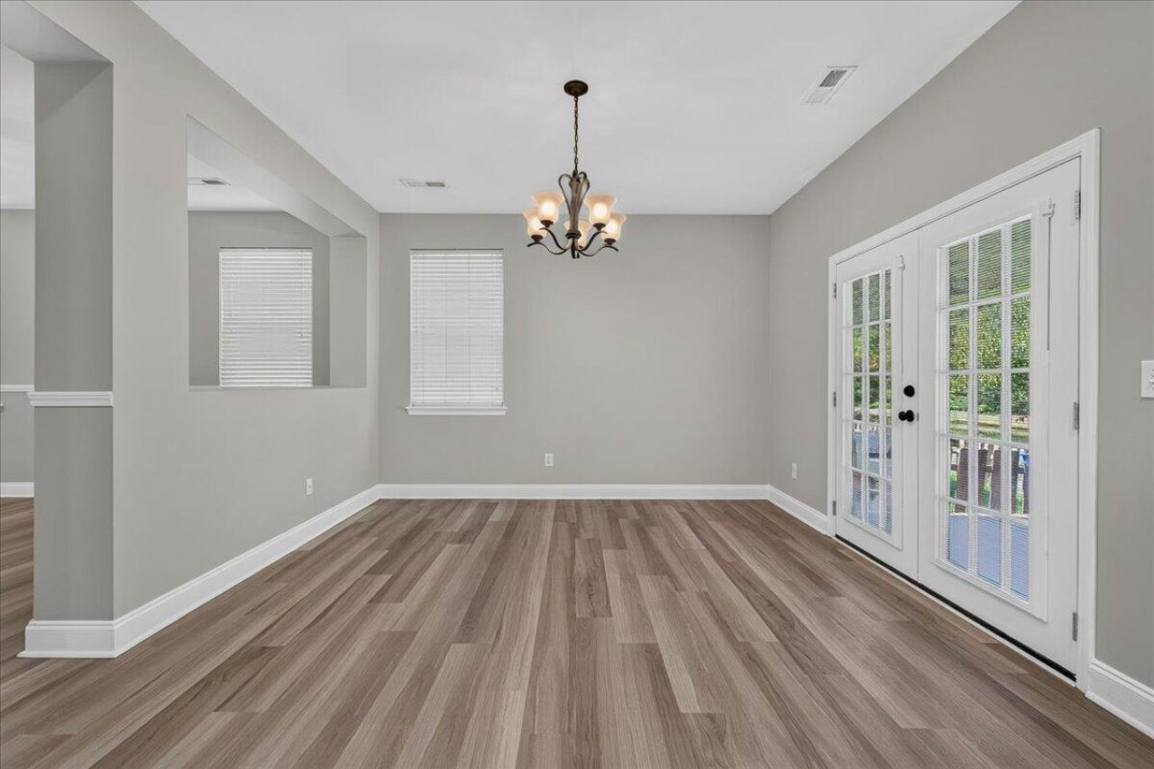 8831 Kellum Drive Photo 7
