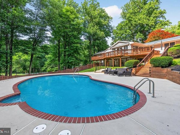 10 HICKORY HILL ROAD, COCKEYSVILLE, MD 21030