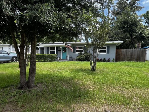 1649 GRIFLET Road, Jacksonville, FL 32211