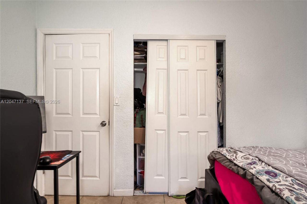 1013 NW 12th St, Fort Lauderdale, FL 33311 Photo