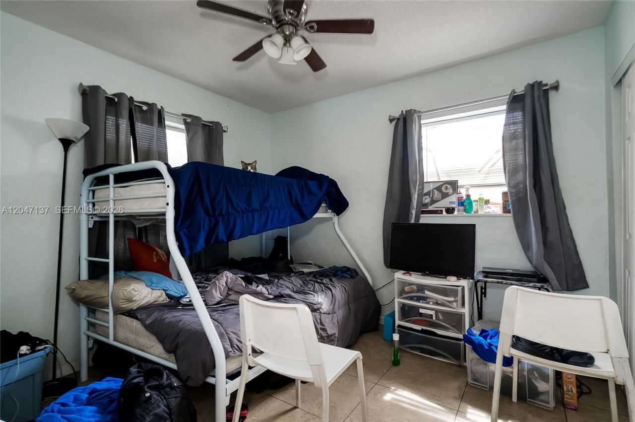 1013 NW 12th St, Fort Lauderdale, FL 33311 Photo