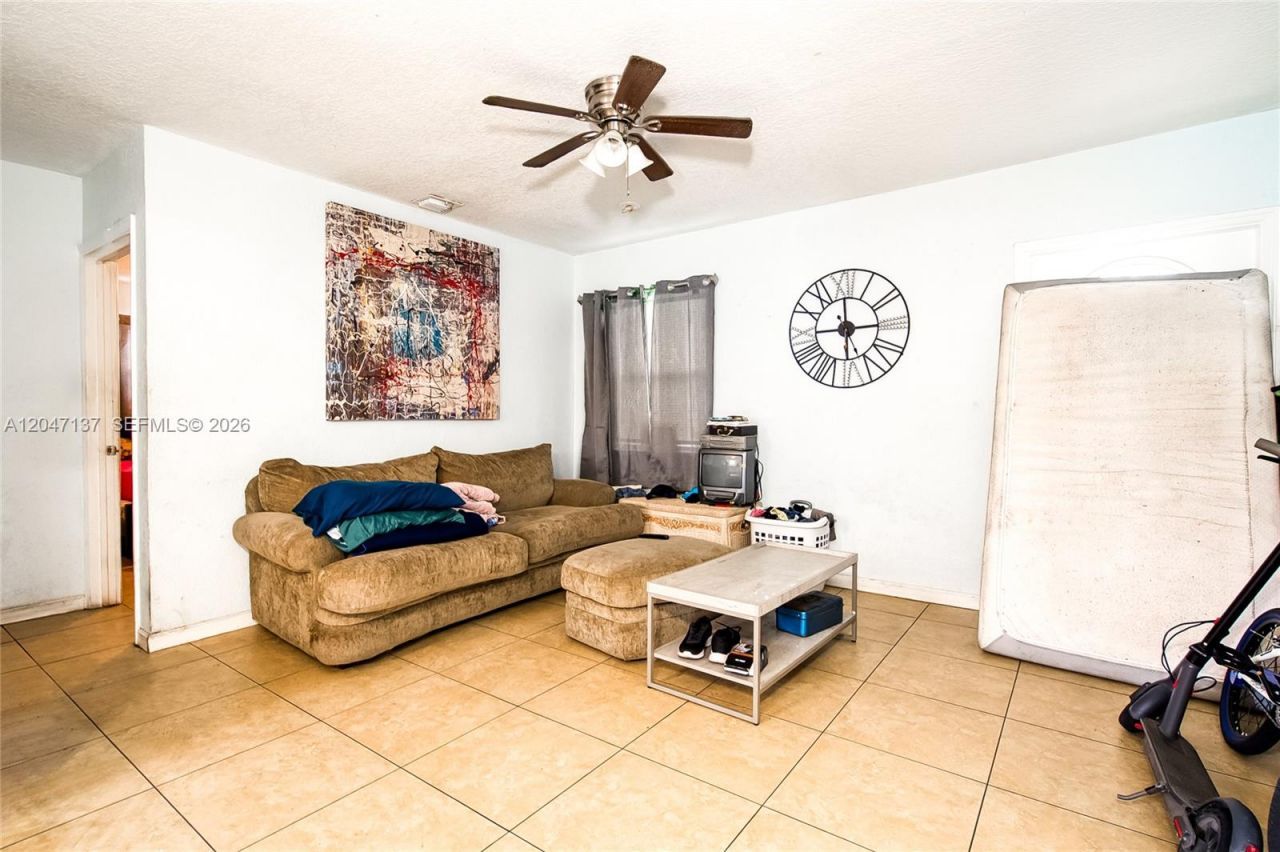 1013 NW 12th St, Fort Lauderdale, FL 33311 Photo