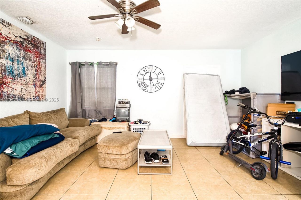 1013 NW 12th St, Fort Lauderdale, FL 33311 Photo