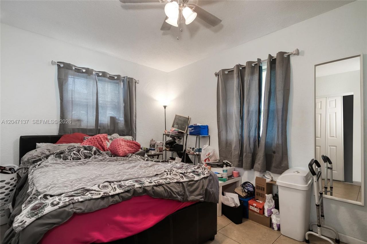 1013 NW 12th St, Fort Lauderdale, FL 33311 Photo