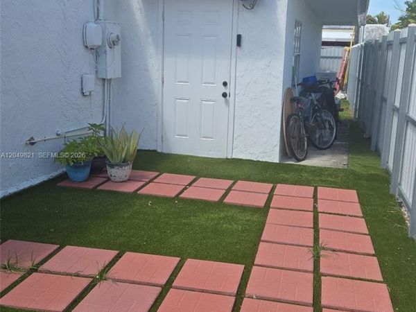 20601 SW 116th Rd , Unit B, Miami, FL 33189