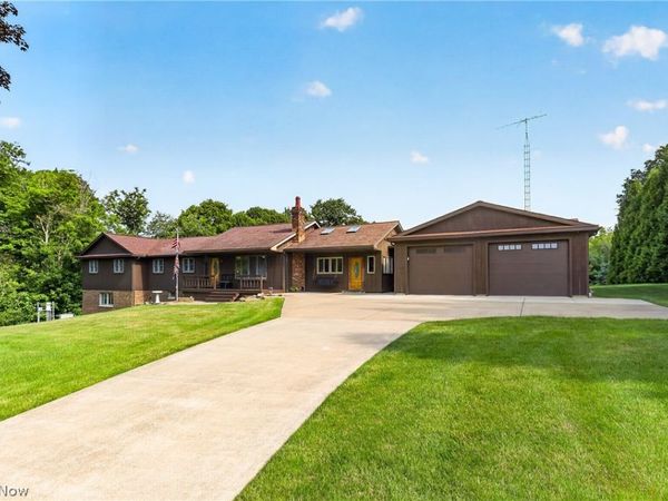 38816 Longs Crossing Road, Leetonia, OH 44431