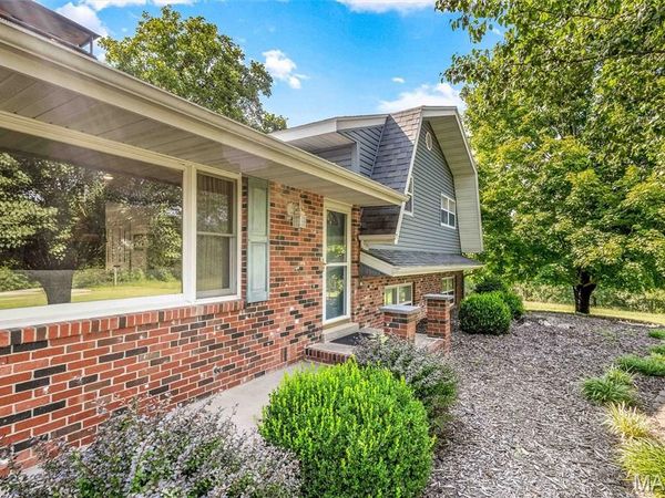 2749 Highway 89 North , Linn, MO 65051