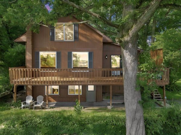 213 Spectacle Drive , Valparaiso, IN 46383
