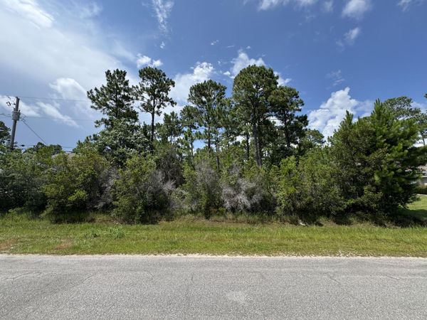 6548 Lansford Street, Navarre, FL 32566