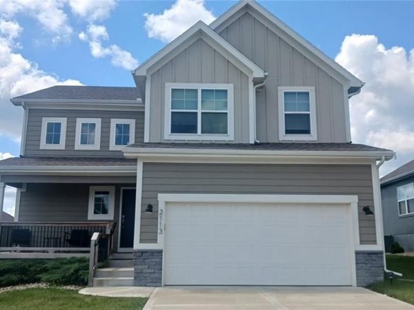 2113 SW Rutherford Drive, Lee's Summit, MO 64082