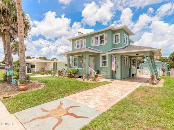 445 Seaview Avenue, Daytona Beach, FL 32118
