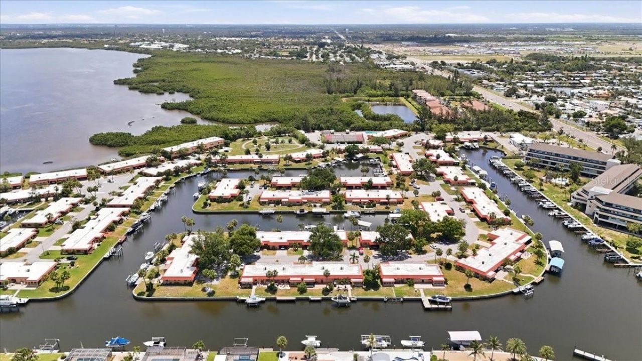 4111 La Costa Cove , Unit 4111, Bradenton, FL 34210 Photo