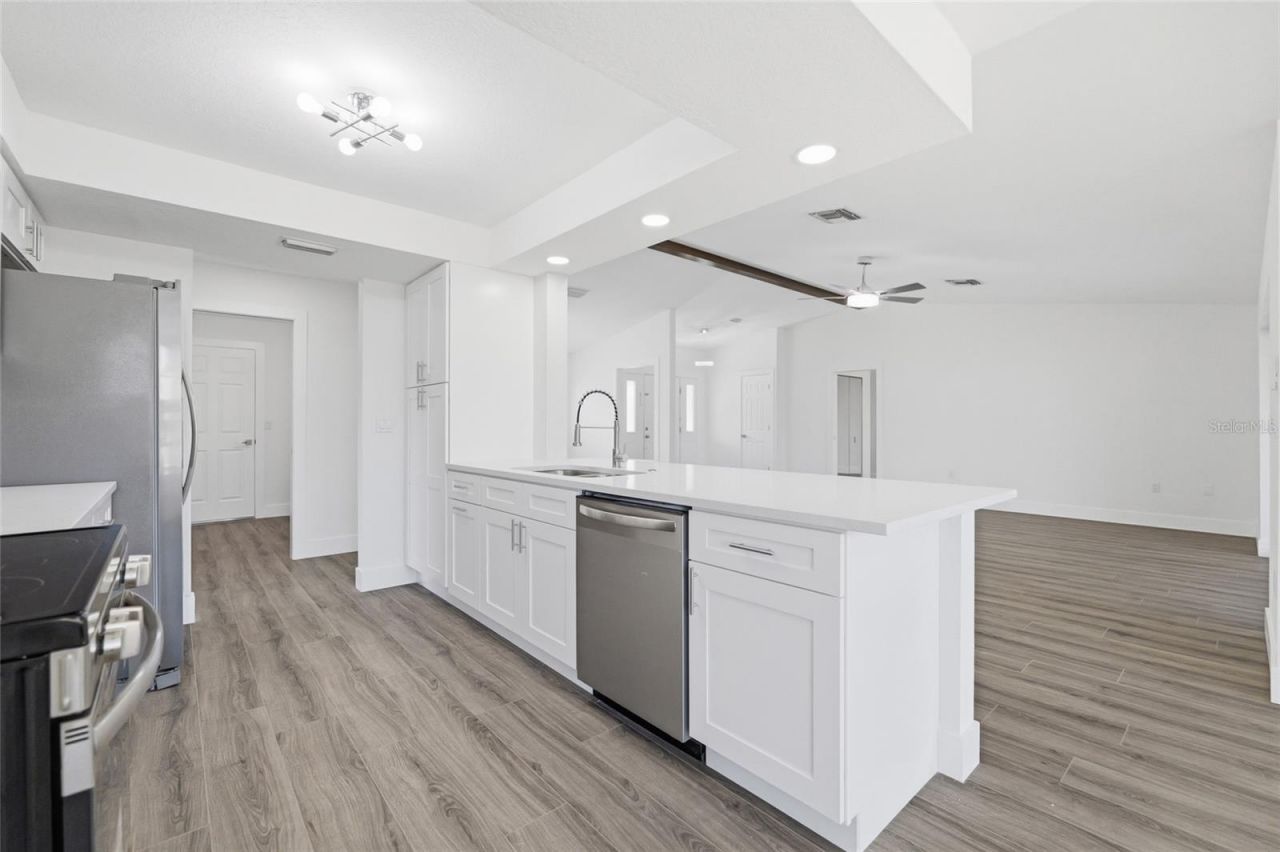 2433 Waterfall Drive , Spring Hill, FL 34608 Photo