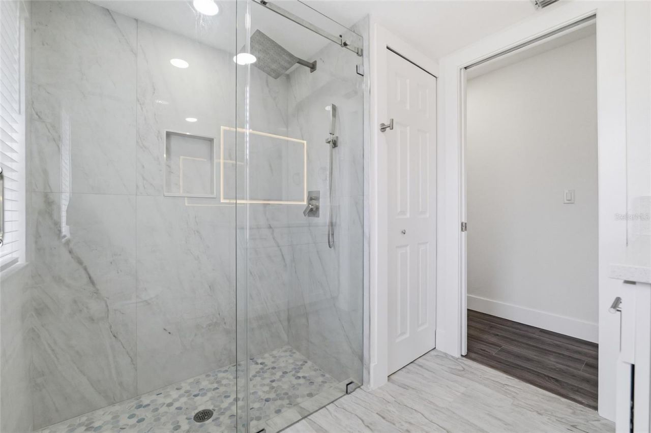 2433 Waterfall Drive , Spring Hill, FL 34608 Photo