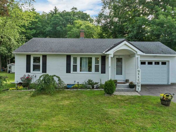 180 E Main Street, Hampstead, NH 03826