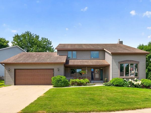 1116 Knoll Court NW, Rochester, MN 55901