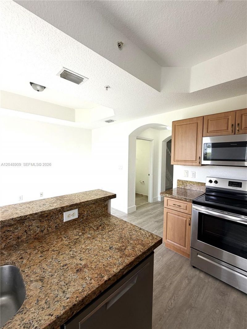 1088 SW 144th Ave, Unit 801, Pembroke Pines, FL 33027 Photo