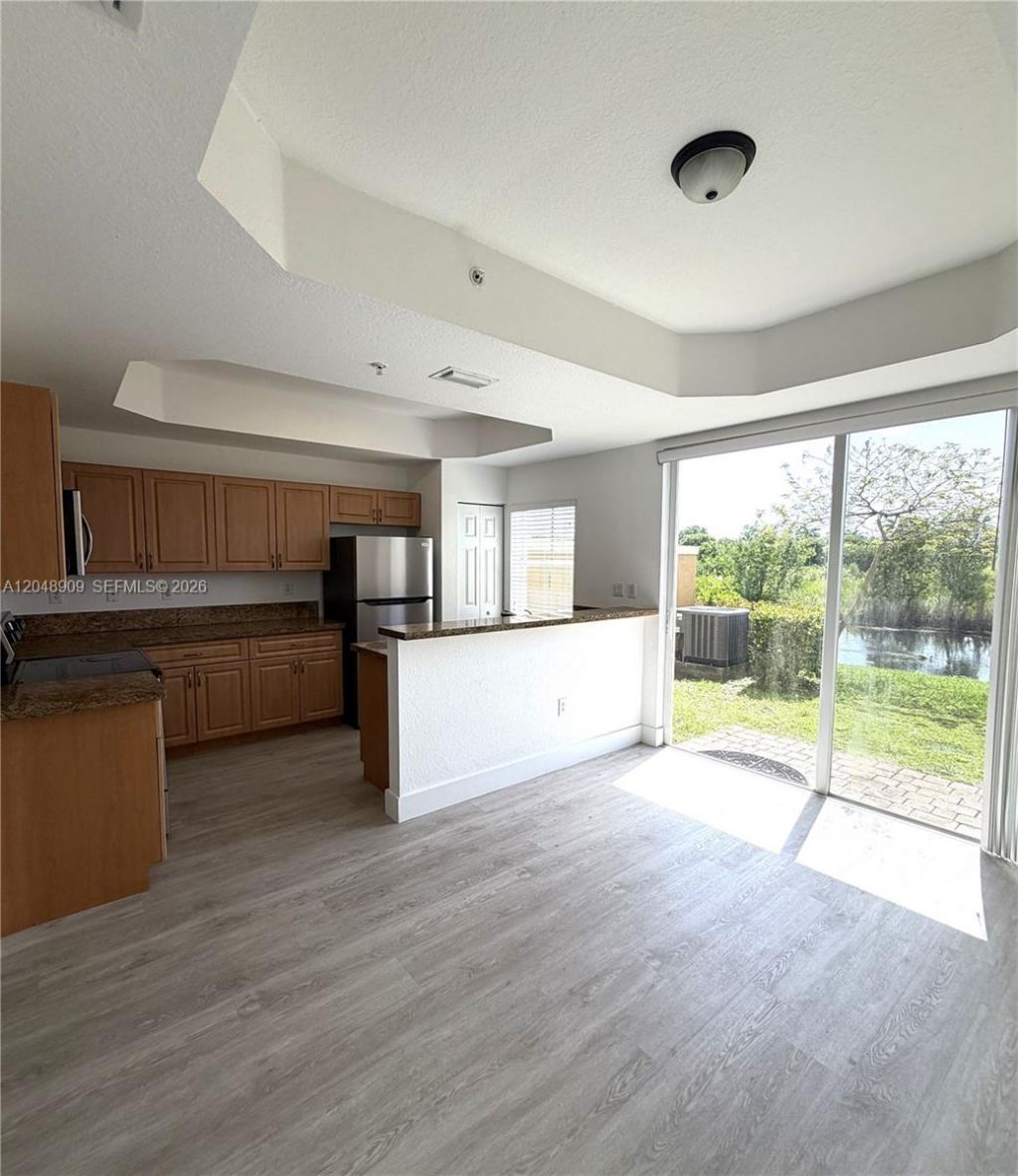 1088 SW 144th Ave, Unit 801, Pembroke Pines, FL 33027 Photo