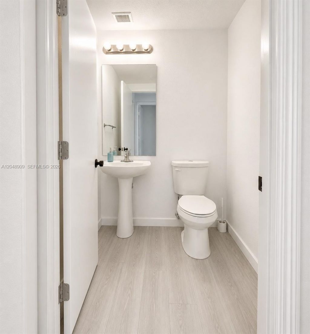 1088 SW 144th Ave, Unit 801, Pembroke Pines, FL 33027 Photo