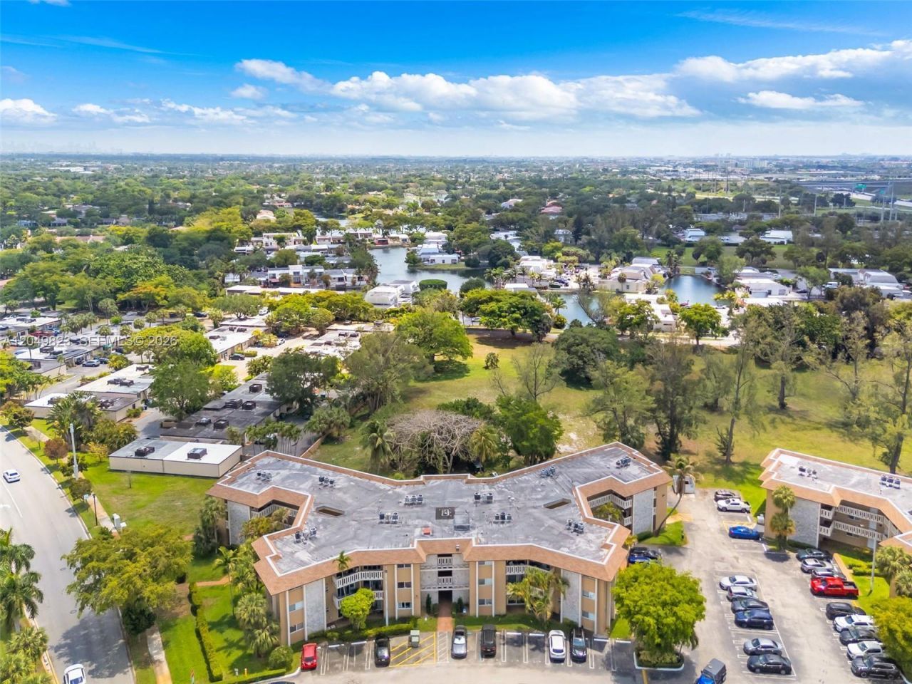 7400 Miami Lakes Dr , Unit D205, Miami Lakes, FL 33014 Photo