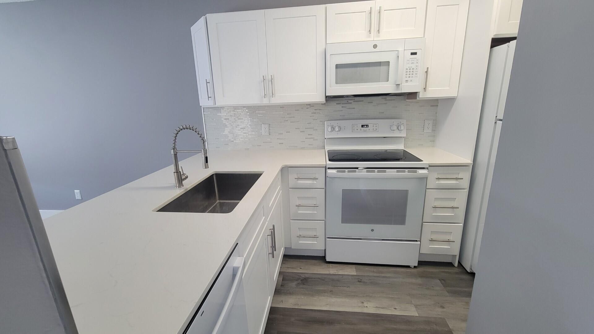 969 Coral Club Drive, Unit 969, Coral Springs, FL 33071 Photo