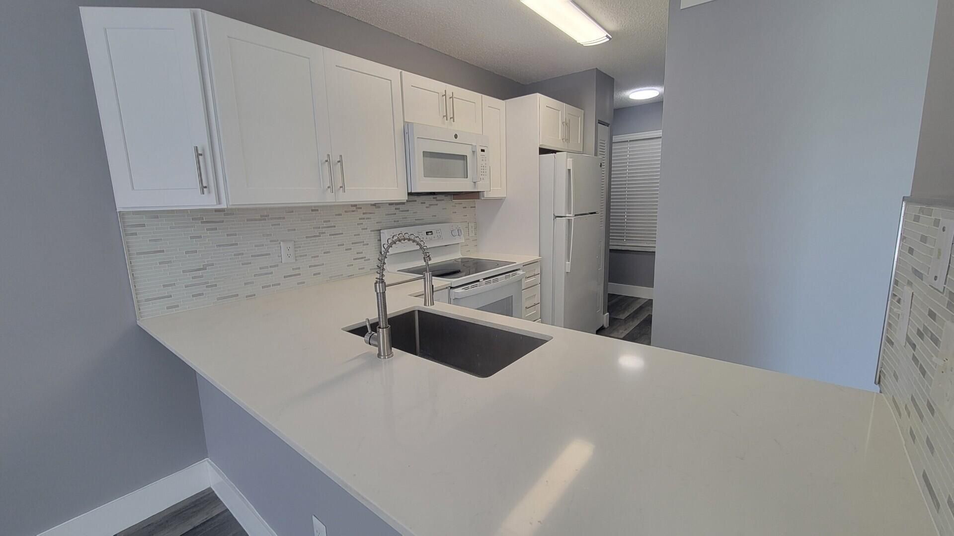 969 Coral Club Drive, Unit 969, Coral Springs, FL 33071 Photo