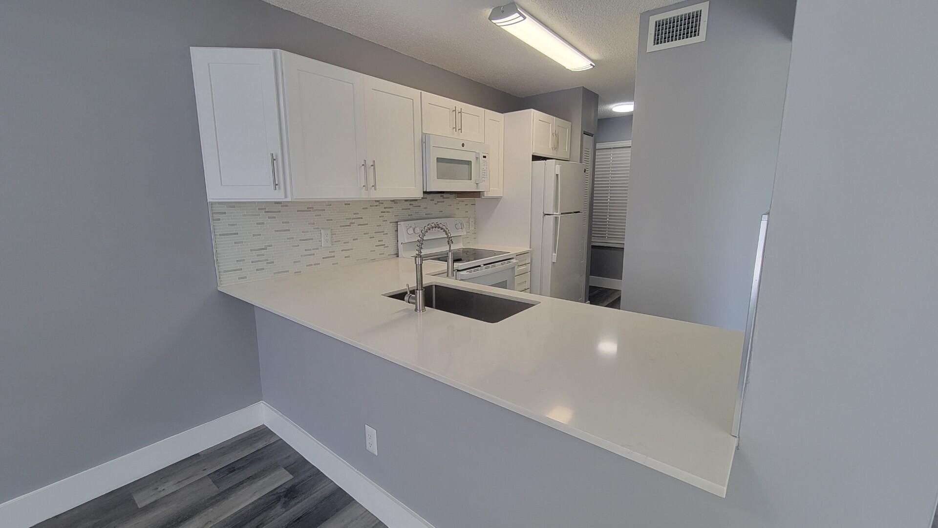 969 Coral Club Drive, Unit 969, Coral Springs, FL 33071 Photo