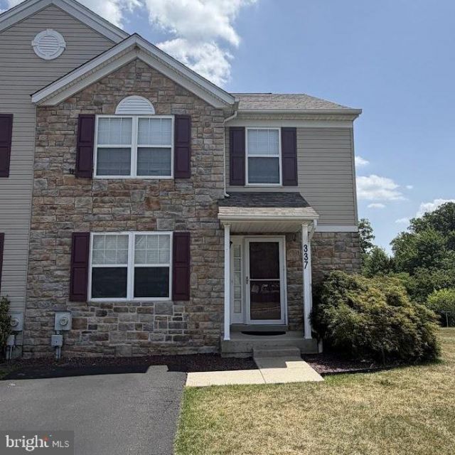 337 CEDAR WAXING DRIVE, WARRINGTON, PA 18976