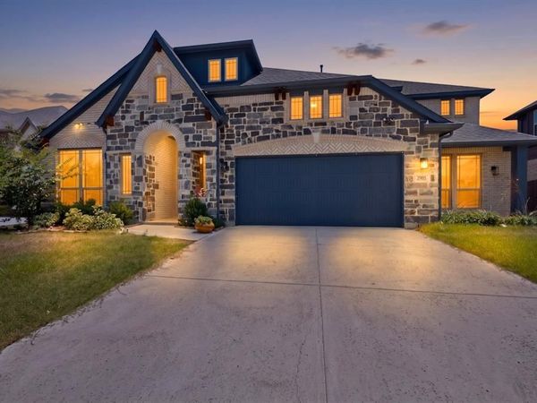 2905 Emerald Trace Drive, Denton, TX 76226