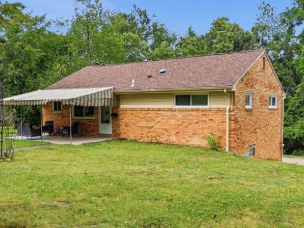516 Long Drive, Pittsburgh, PA 15241