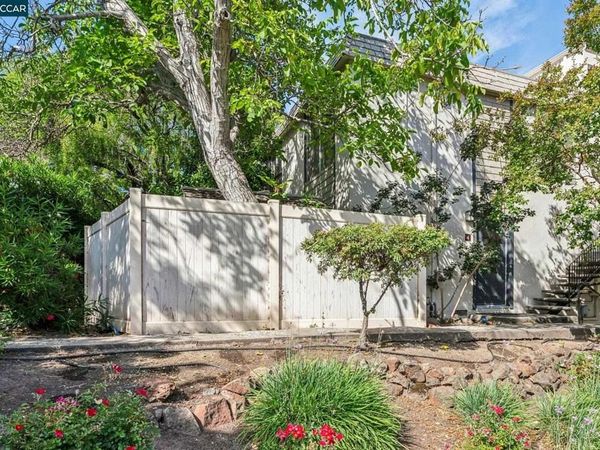 2035 Sierra Rd, Unit 4, Concord, CA 94518