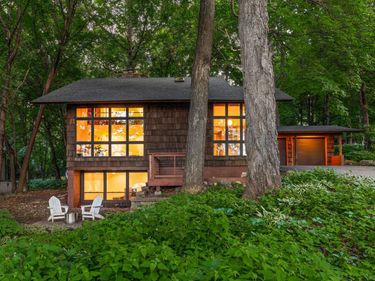 27665 Island View Road, Excelsior, MN 55331