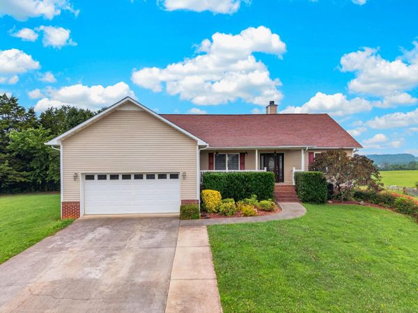 2594 Plantation Drive, Russellville, TN 37860
