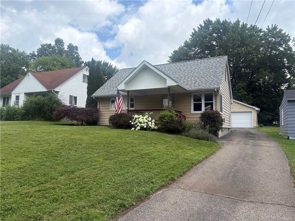 636 LYLE DRIVE, Hermitage, PA 16148