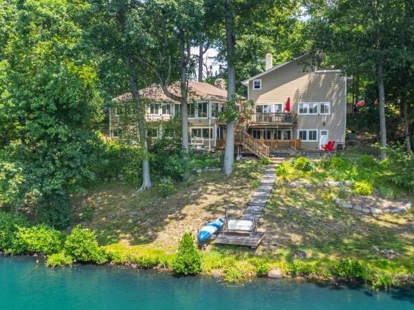 146 Lakewood Dr, Denville, NJ 07046