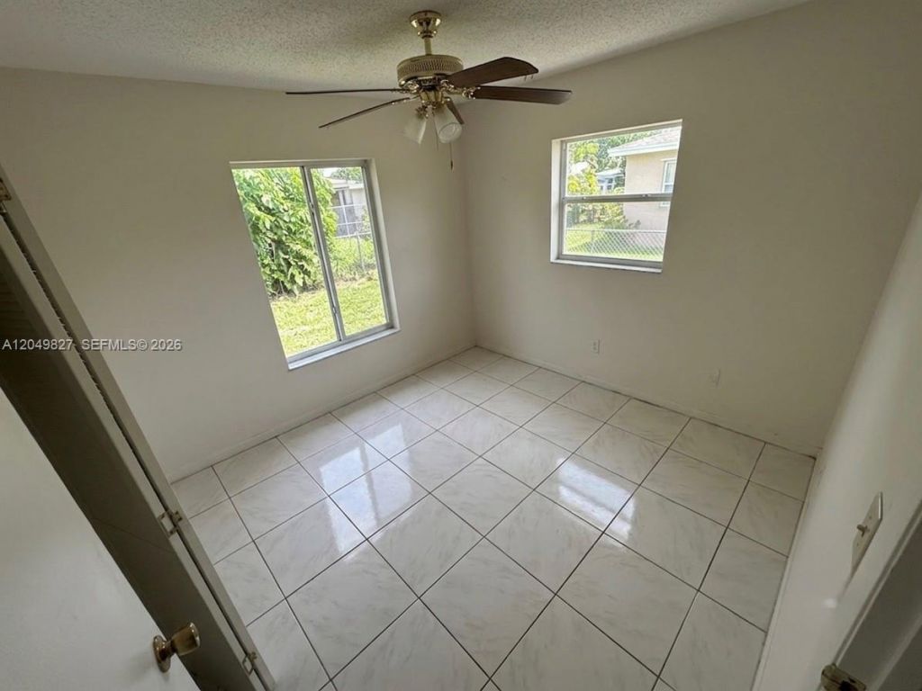 3851 NW 210th Ter , Miami Gardens, FL 33055 Photo
