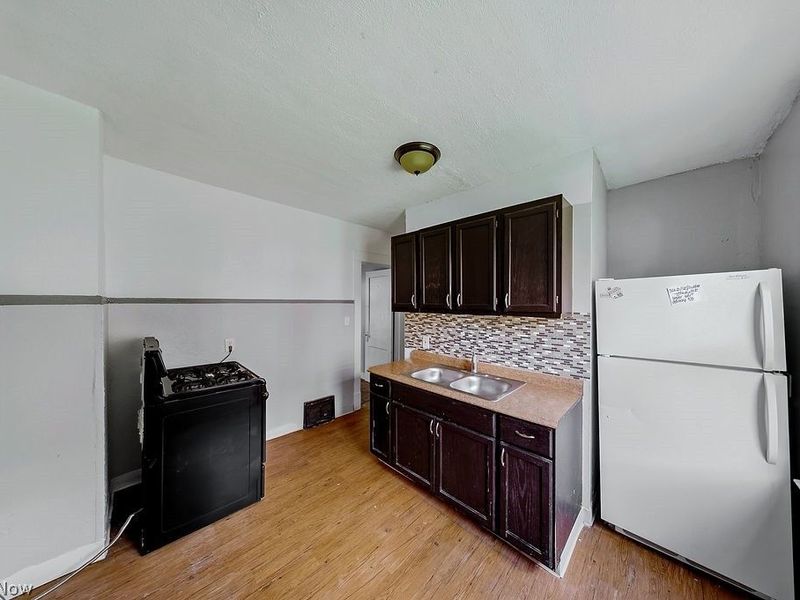 11702 Honeydale Avenue, Cleveland, OH 44120 Photo 15
