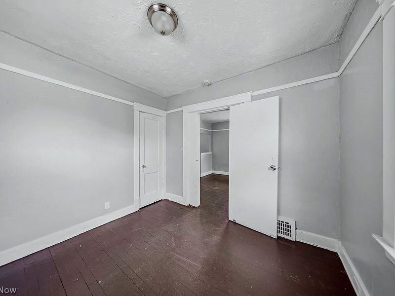 11702 Honeydale Avenue, Cleveland, OH 44120 Photo 23