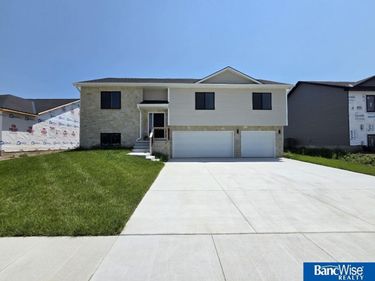 14941 Werner Street, Waverly, NE 68462