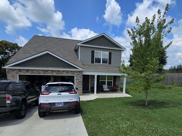 1068 Green Way Drive, Morristown, TN 37813