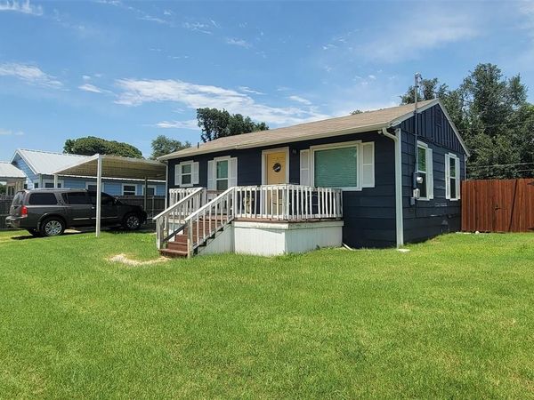 6601 Six J Court , Granbury, TX 76049