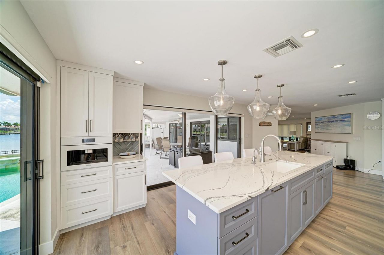 602 Via Tunis, Punta Gorda, FL 33950 Photo