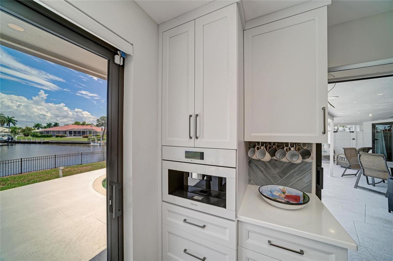 602 Via Tunis, Punta Gorda, FL 33950 Photo