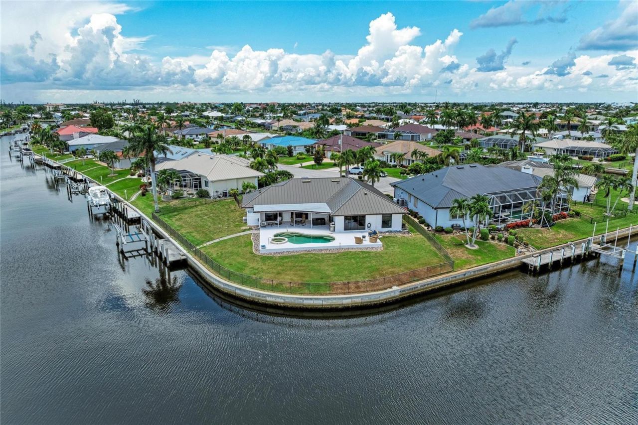 602 Via Tunis, Punta Gorda, FL 33950 Photo