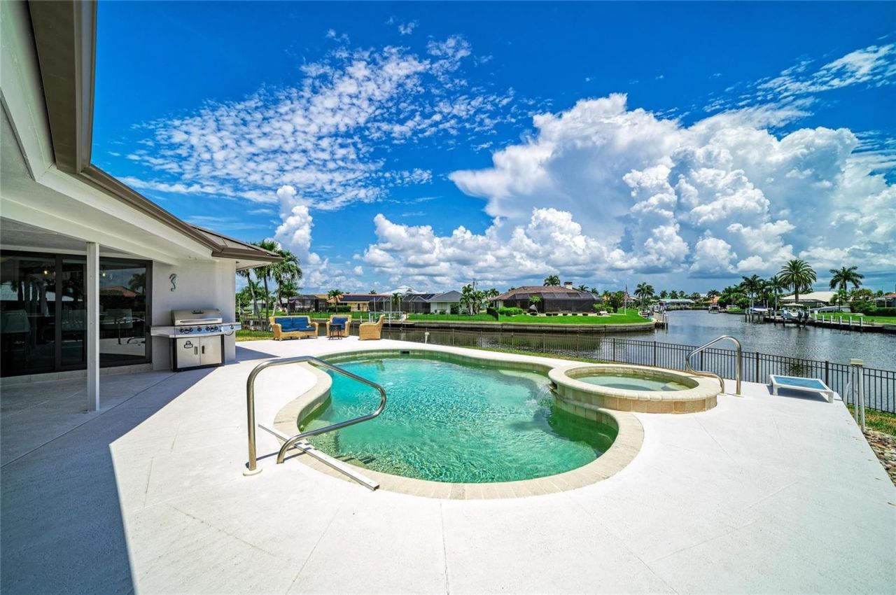 602 Via Tunis, Punta Gorda, FL 33950 Photo