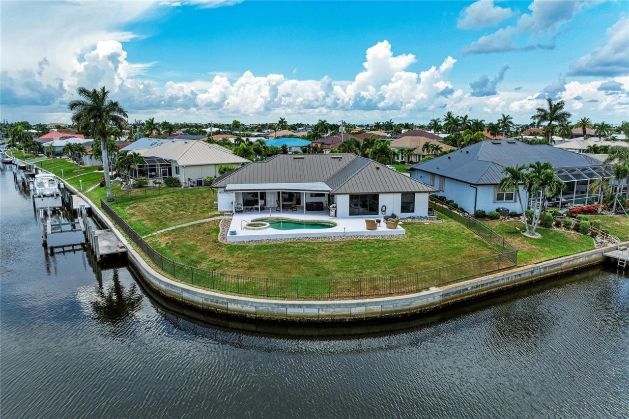 602 Via Tunis, Punta Gorda, FL 33950 Photo